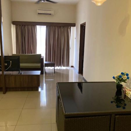 Apartments & Free Access To Waterpark At B Lagoon Melaka 外观 照片